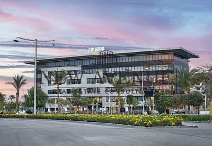 Fully Finished Office for sale155sqm CFC plaza view