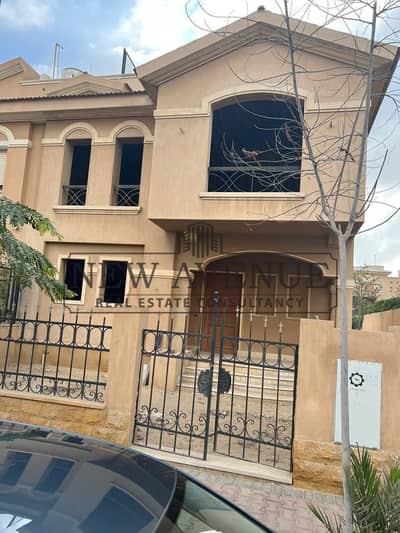 توين هاوس استلام فوري 300 متر مباني 360 متر ارض 4 غرف في ديار بارك بالقرب من التسعين والجولدن سكوير Dyar Park