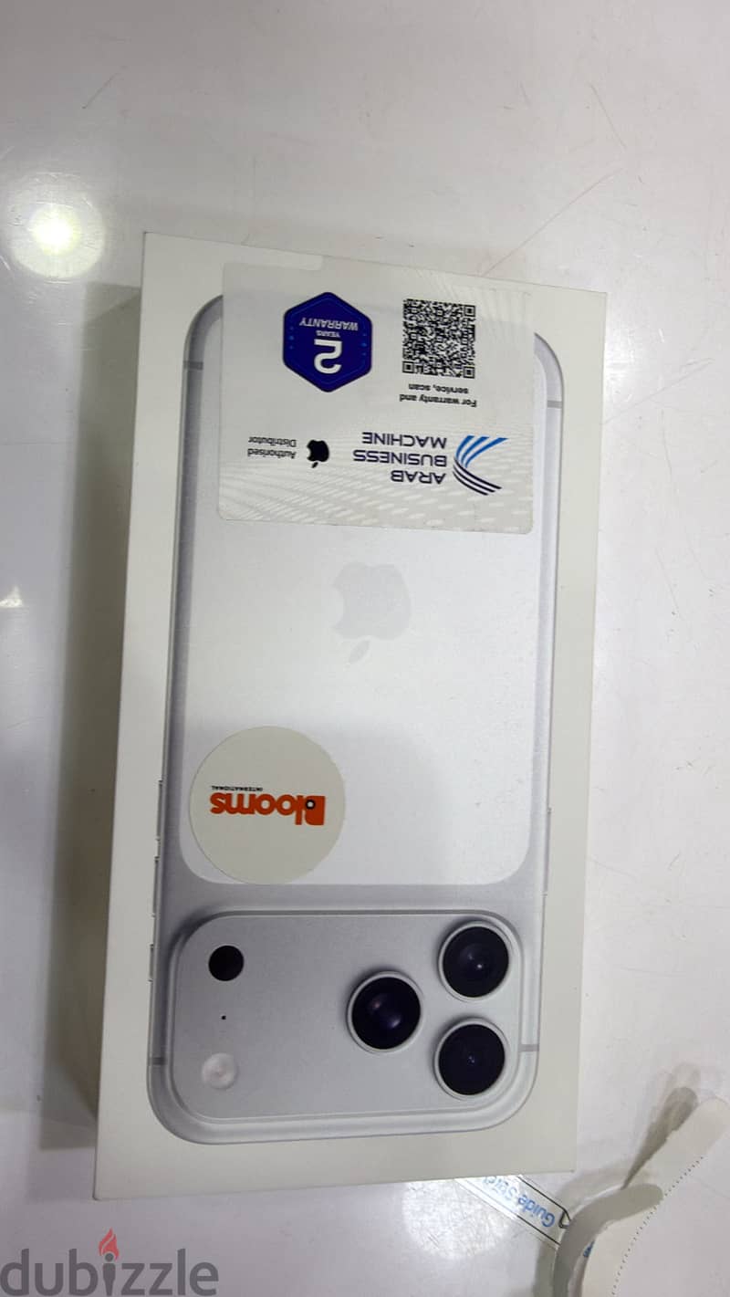 Apple - iPhone 17 Pro Max 1