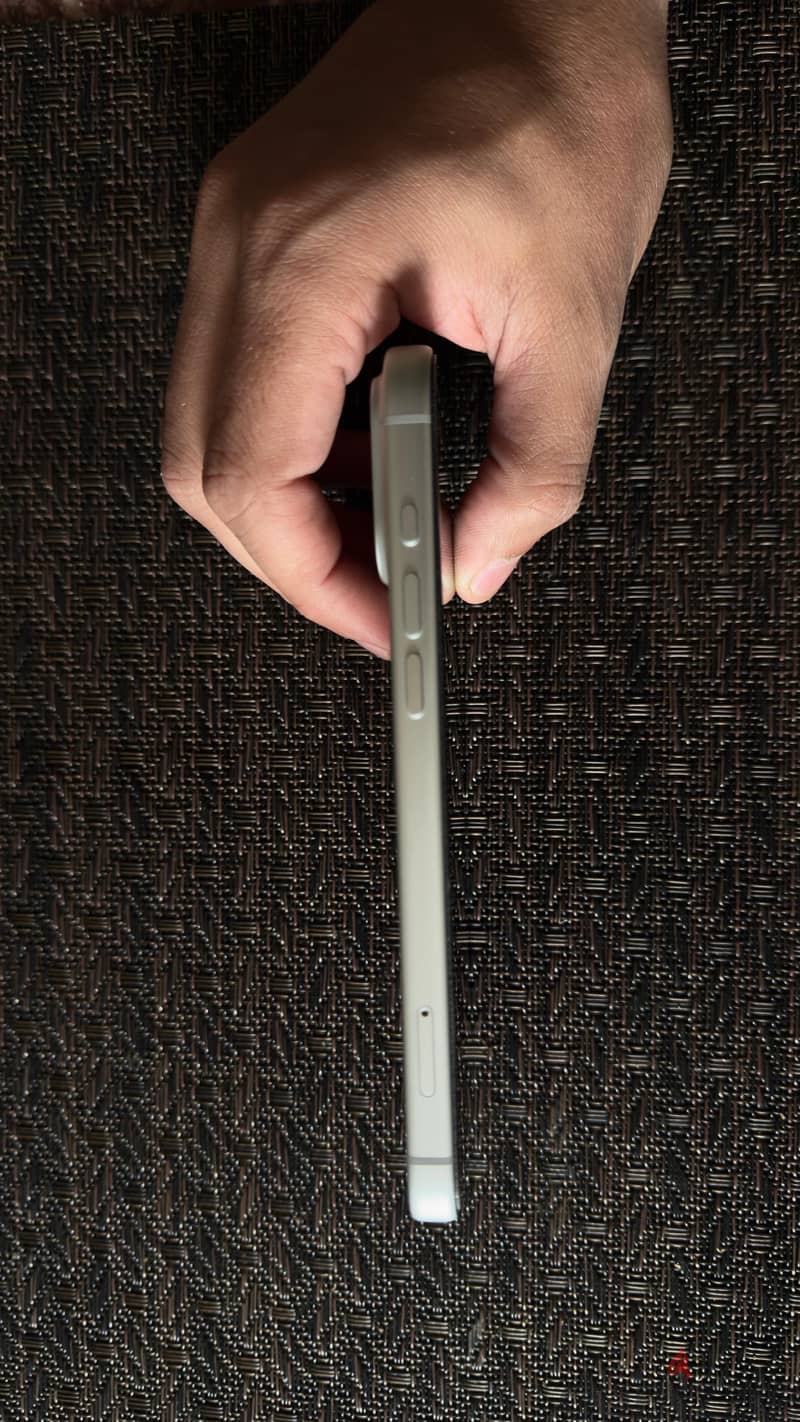 Apple - iPhone 17 Pro Max 3