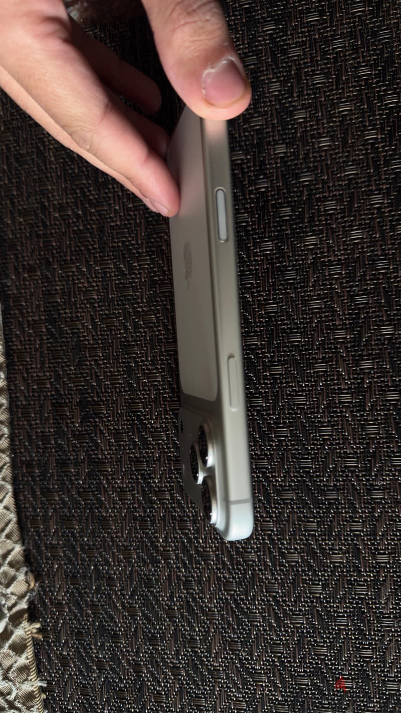 Apple - iPhone 17 Pro Max 5