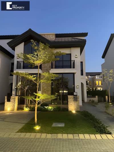 تاون هاوس فيلا للبيع استلام فوري 4 غرف موقع مميز في ذا مارك  The Marq Gardens
