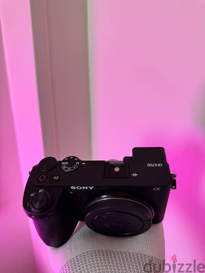 للبيع: غول الفلوجات والفيديو Sony a6700 (كسر زيرو)  shutter 2k