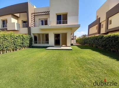 Own a villa at a bargain price in the Azzar compound on the lagoon in the Fifth Settlement