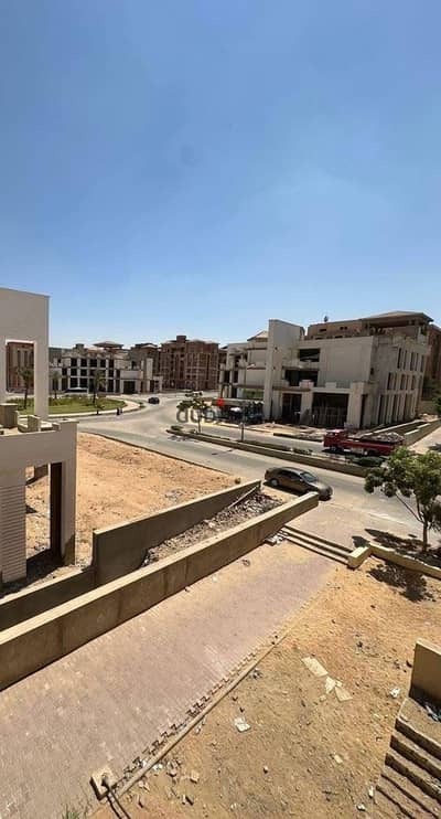 شقة لقطة من المالك بأفضل سعر مش هيتكرر ثاني في أفضل لوكيشن في كمبوند دجلة بالمز