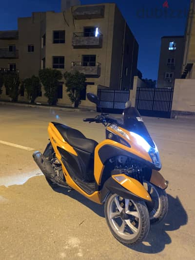 Yamaha scooter