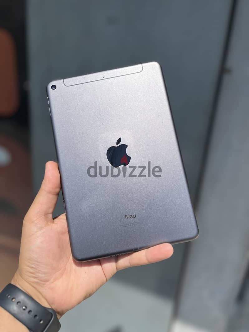 iPad mini ( 5th generation) 1