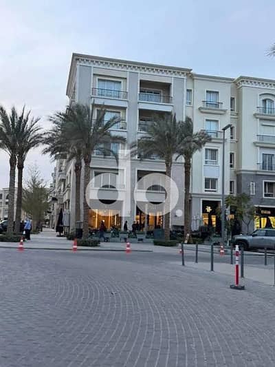 Commercial Cafe Ground Floor Furnished For Rent 130  sqm indoor + 80 outdoor in Mivida Emaar New Cairo - Office in 5th Settlement