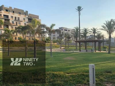 شقة للبيع في سوديك إيست تاون 156م 3 غرف نوم تشطيب كامل بدون فرش