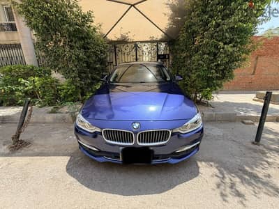 BMW 318i 2019 Luxury – Blue Metallic / Tan Leather