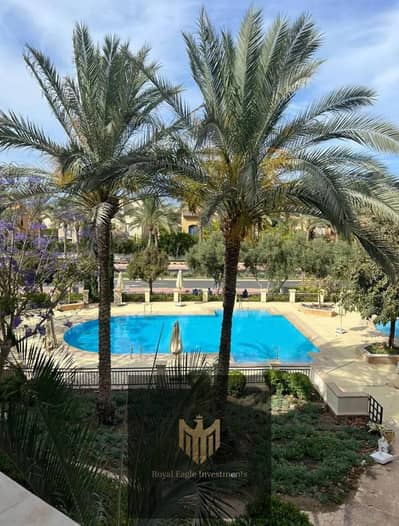 شاليه للبيع - أفضل غرفتين في Catania  بأقل سعر تطل علي حمام سباحه