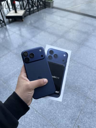 Apple - iPhone 17 Pro Max
