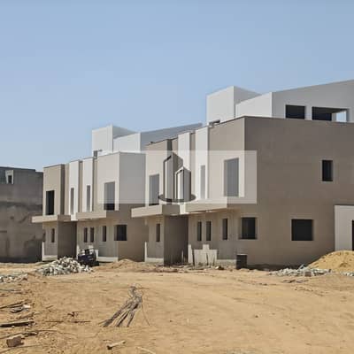 توين هاوس جاهز للسكن 0% مقدم بجوار مدينتى فى روسيل سيتى المستقبل Russell City