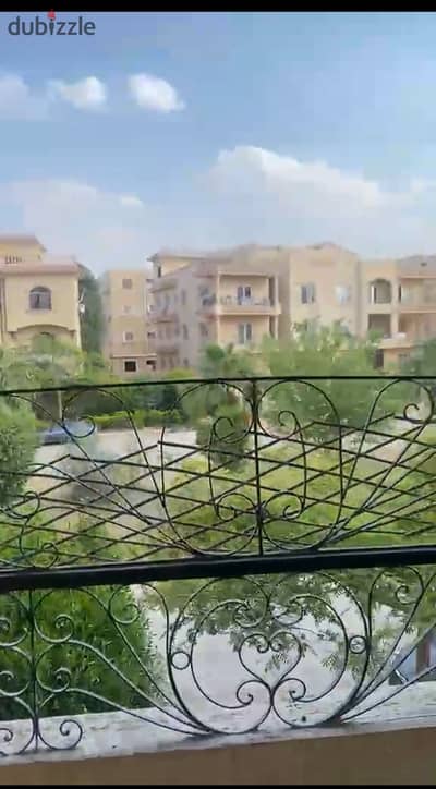 #___For_Rent_Amazing  kitchen and air conditioning in the seventh neighborhood Sheikh Zayed  minutes from Al Bustan main street  the apartment is furnished with high super lux  220m first floor and the view is amazing   3 large bedrooms  reception 3 large pieces  2 bathrooms and a large kitchen  for more -details  010