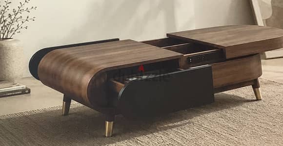 Middle table for a modern home