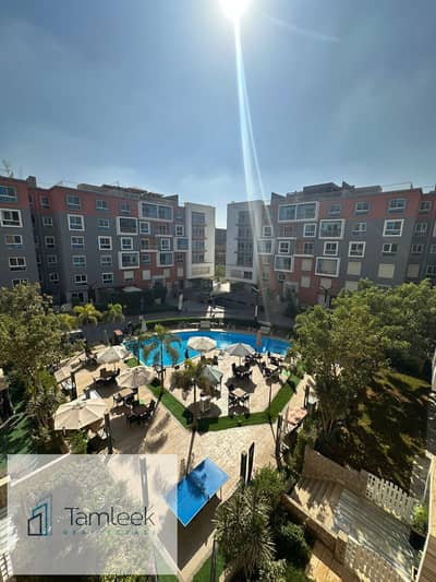 Move in immediately upon contracting in a compound in the heart of New Cairo!