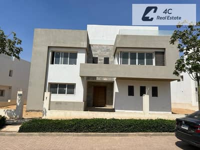 فيلا استاند الون مودرن فيو لاندسكيب بحري بجاردن 250 متر باقل سعر في الماركت في هايد بارك _ القاهره الجديده التجمع الخامس