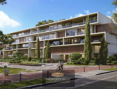 Three-bedroom apartment finished with air conditioning directly on Dahshur Link near New Giza and Palm Hills, and minutes from Mall of Arabia
