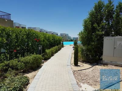 شاليه لقطة للإيجار في مراسي بلانكا | موقع مميز وفيو بول | جاهز للسكن