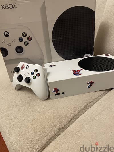Xbox series S with controller