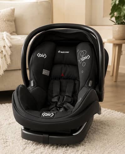 كرسي  سيارة أطفال Maxi-Cosi Air بحالة زيرو