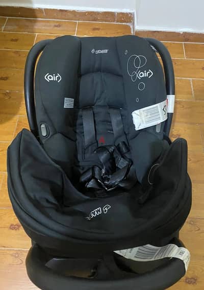 كرسي  سيارة أطفال Maxi-Cosi Air بحالة زيرو