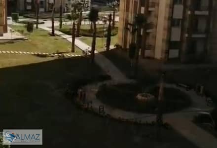شقة للبيع مميزة لقطة متشطبة فيو جاردن في R3 امام البرج الأيقوني استلام فوري الشقة متشطبة سوبر لوكس شقة للبيع مميزة لقطة متشطبة فيو جاردن في R3 امام البرج الأيقوني استلام فوري الشقة متشطبة سوبر لوكس