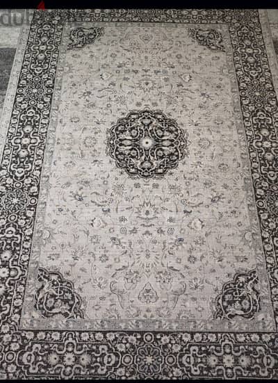 سجادة مستعملة للبيع