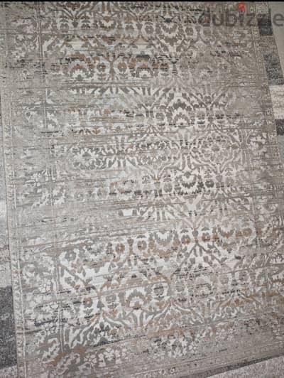 سجادة مستعملة للبيع