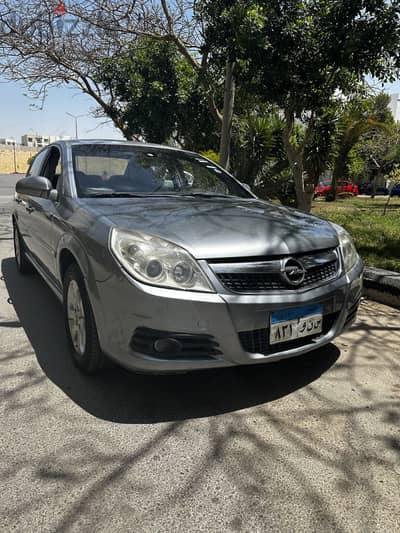 أوبل فيكترا 2008