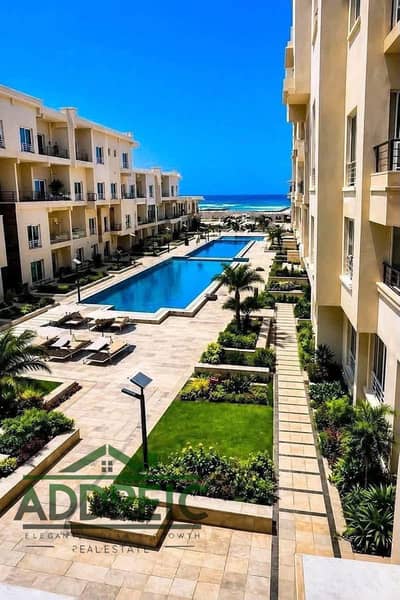 فرصة استثمارية وسكنية استثنائية في قلب رأس الحكمة شاليه بمساحه 65م داخل مشروع Direction White الذي يجمع بين الموقع المتميز، التصميم العالمي، والخدمات