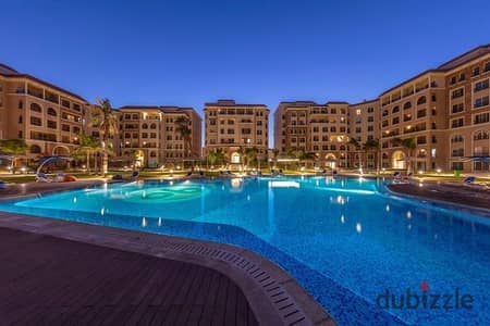 شقة للبيع متشطبة بالكامل علي شارع التسعين الجنوبي مباشرة في مشروع90 افينيو (90 avenue) التجمع الخامس بجوار الجامعة الأمريكية