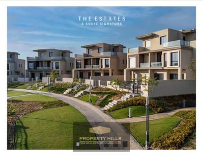 Independent villa for immediate delivery directly on the desert road in the Estates SODIC compound, minutes from Sphinx Airport