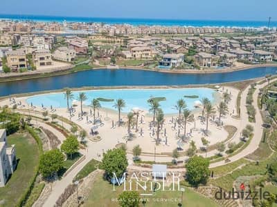 شاليه باطلالة مباشرة على المارينا استلام فوري للبيع على اقساط حتى 2028 في مراسي الساحل الشمالي من اعمار مصر