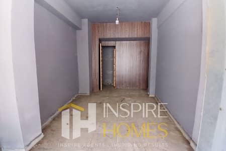 Licensed Commercial Shop for Rent – Steps from the Seafront