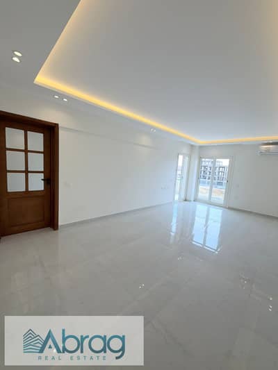 Apartment for rent, 150 sq m, 3 bedrooms, super deluxe, kitchen and air conditioning, Mountain View iCity, October