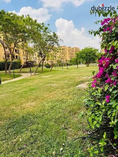 للبيع أرضي بحديقة نموذج 400 – B1 مدينتي – 189م + 70م حديقة – فيو وايد جاردن مفتوح