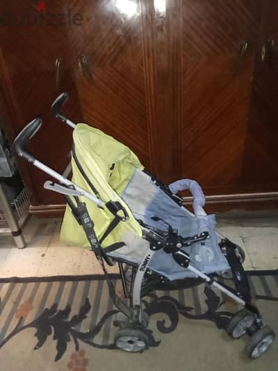 عربيه اطفال بحاله جيده جدا
