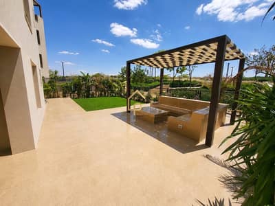 Ground Floor Apartment with Private Garden