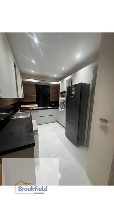 تاون هاوس ميدل للايجار اول سكن فى كمبوند ديستريكت 5 القاهرة الجديدة  Semi-Furnished Middle Townhouse for Rent in District 5 Compound – First Use