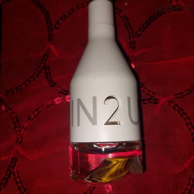عطر كالفين كلاين من ايطاليا