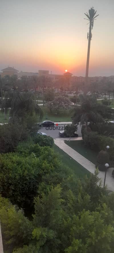 شقة للبيع سعر لقطة جاهزة للسكن فيو جاردن دور متكرر 154 متر في الرحاب 1 - المرحلة الثالثة - القاهرة الجديدة Al Rehab 1 - Phase 3 - New Cairo
