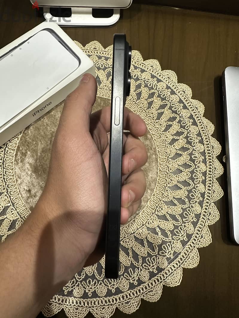 Apple - iPhone 15 Pro Max 5