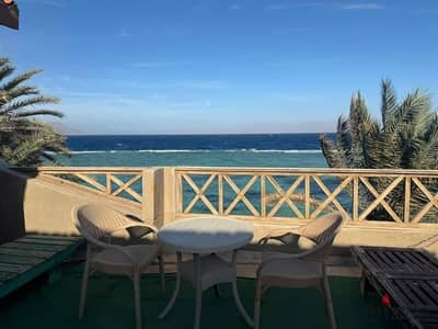 First row beach chalet for sale, Ready To Move, 3rooms, super lux finishing, in Ain Sokhna, Lasrina Village, Palm Beach