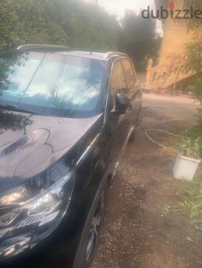 سياره بيجو 5008 موديل 2019 بحاله ممتاذه للبيع