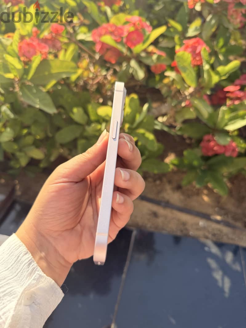 Apple - iPhone 13 5