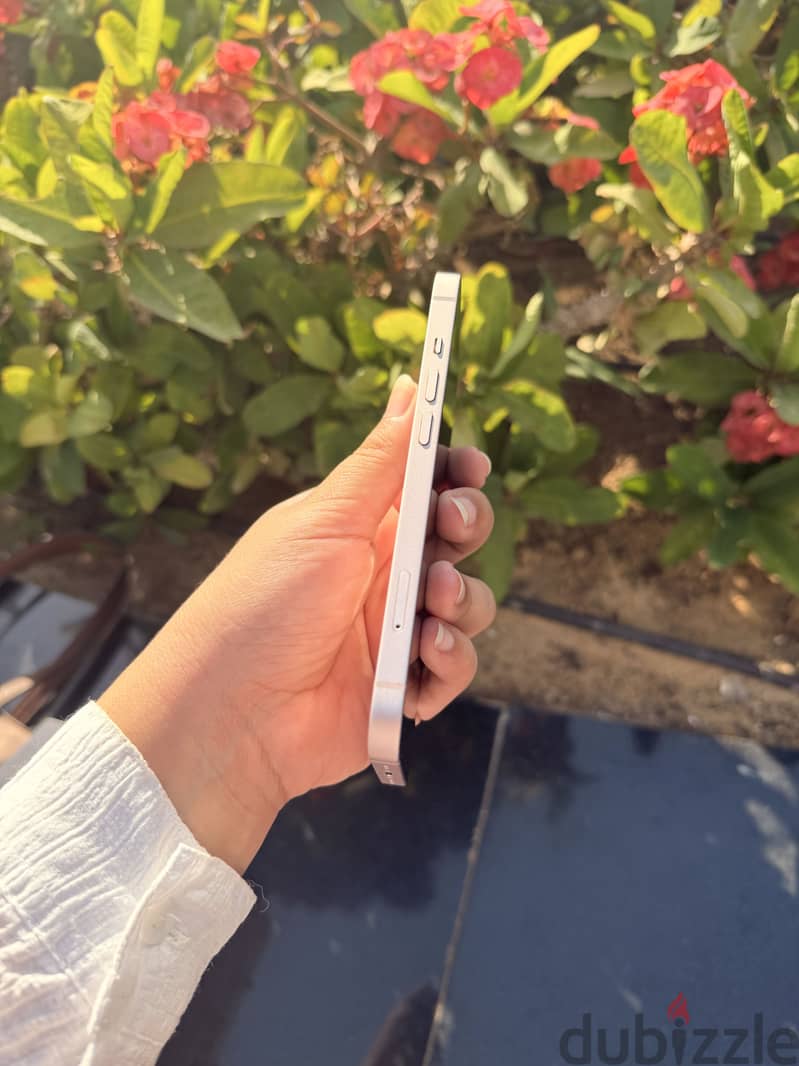 Apple - iPhone 13 7