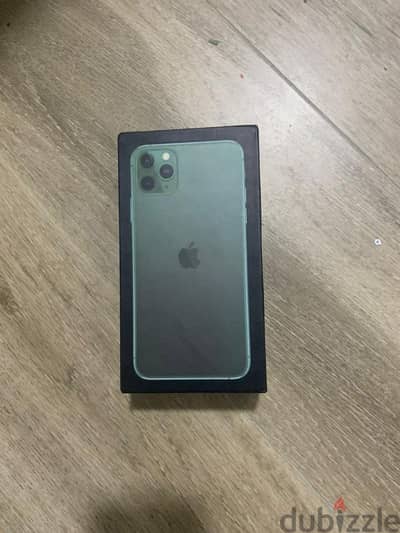 IPhone 11 pro max 256 battery 100