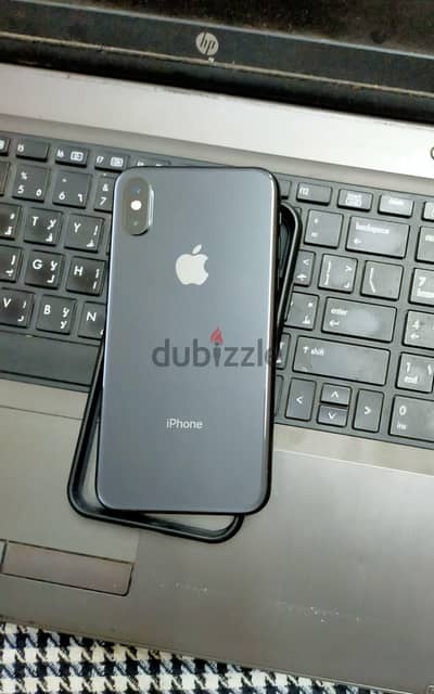 iPhone XS 256GB حالة جيدة للبيع