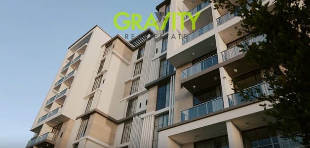 Your opportunity to invest now with a down payment of only 350,000 in the most prestigious location in R8. All units offer a landscape and water featu